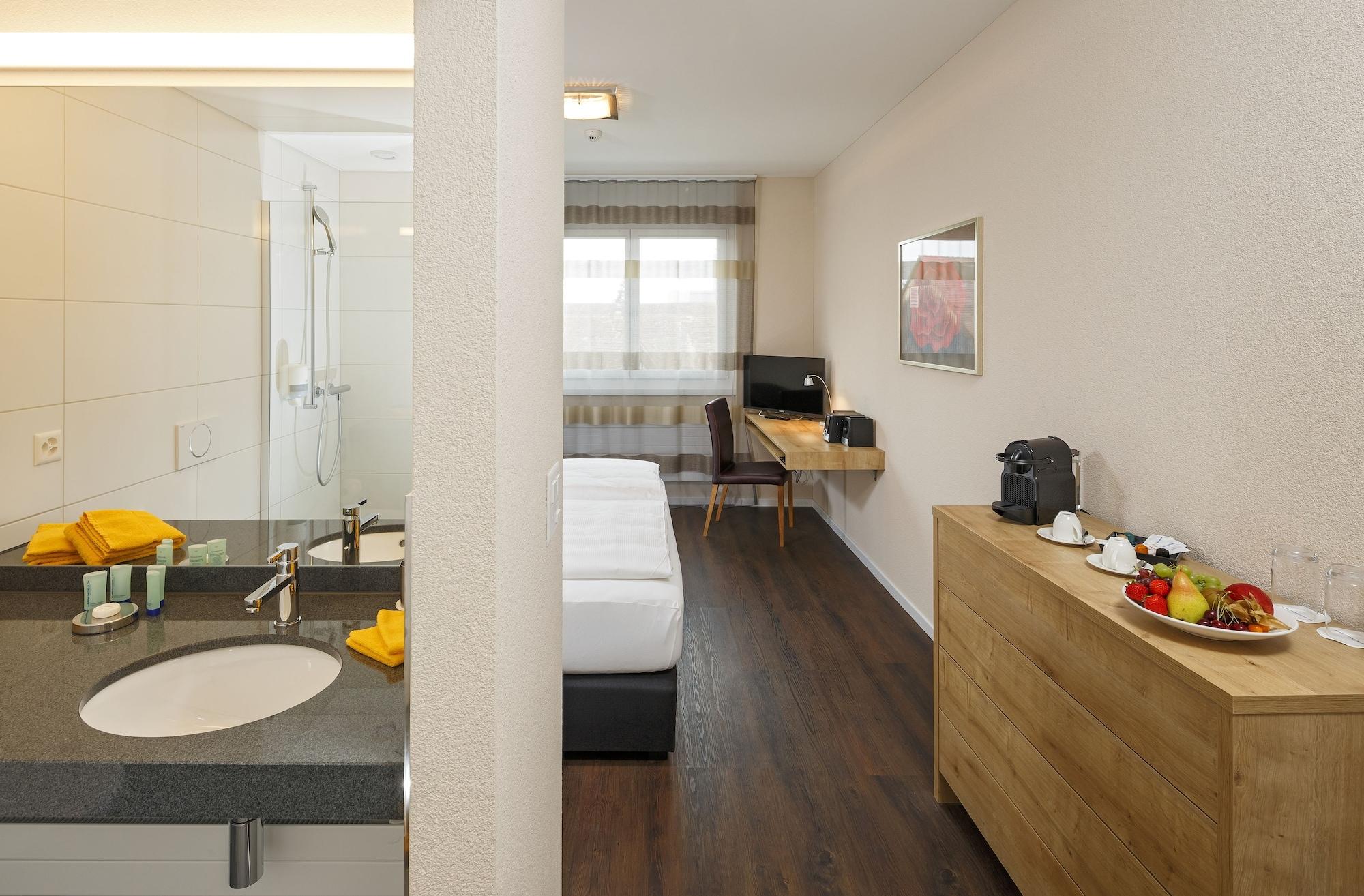Villmergen Swiss Quality Hotel Esterno foto