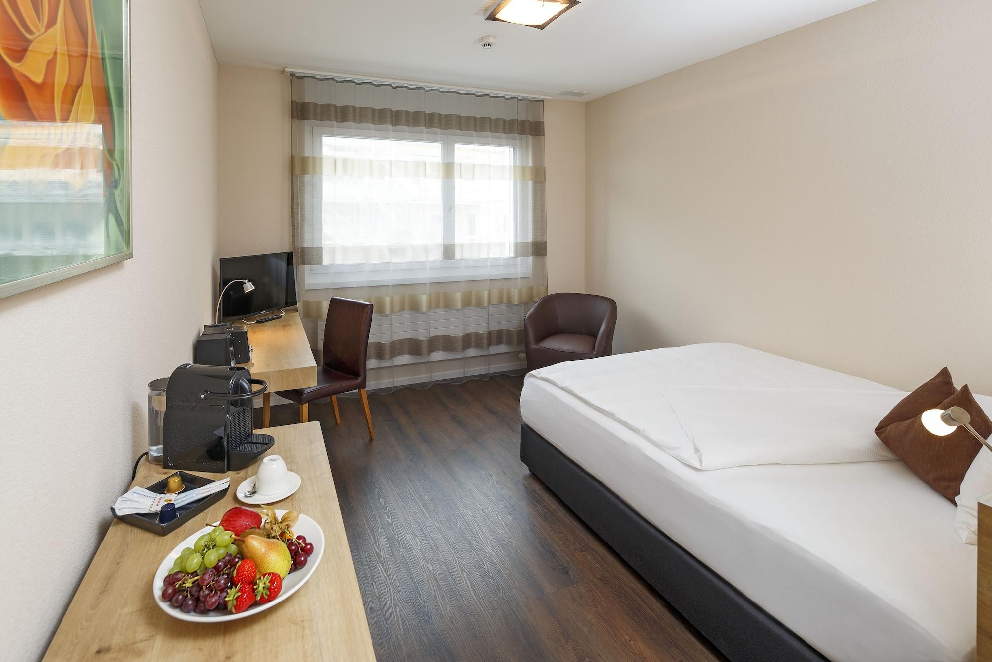 Villmergen Swiss Quality Hotel Esterno foto