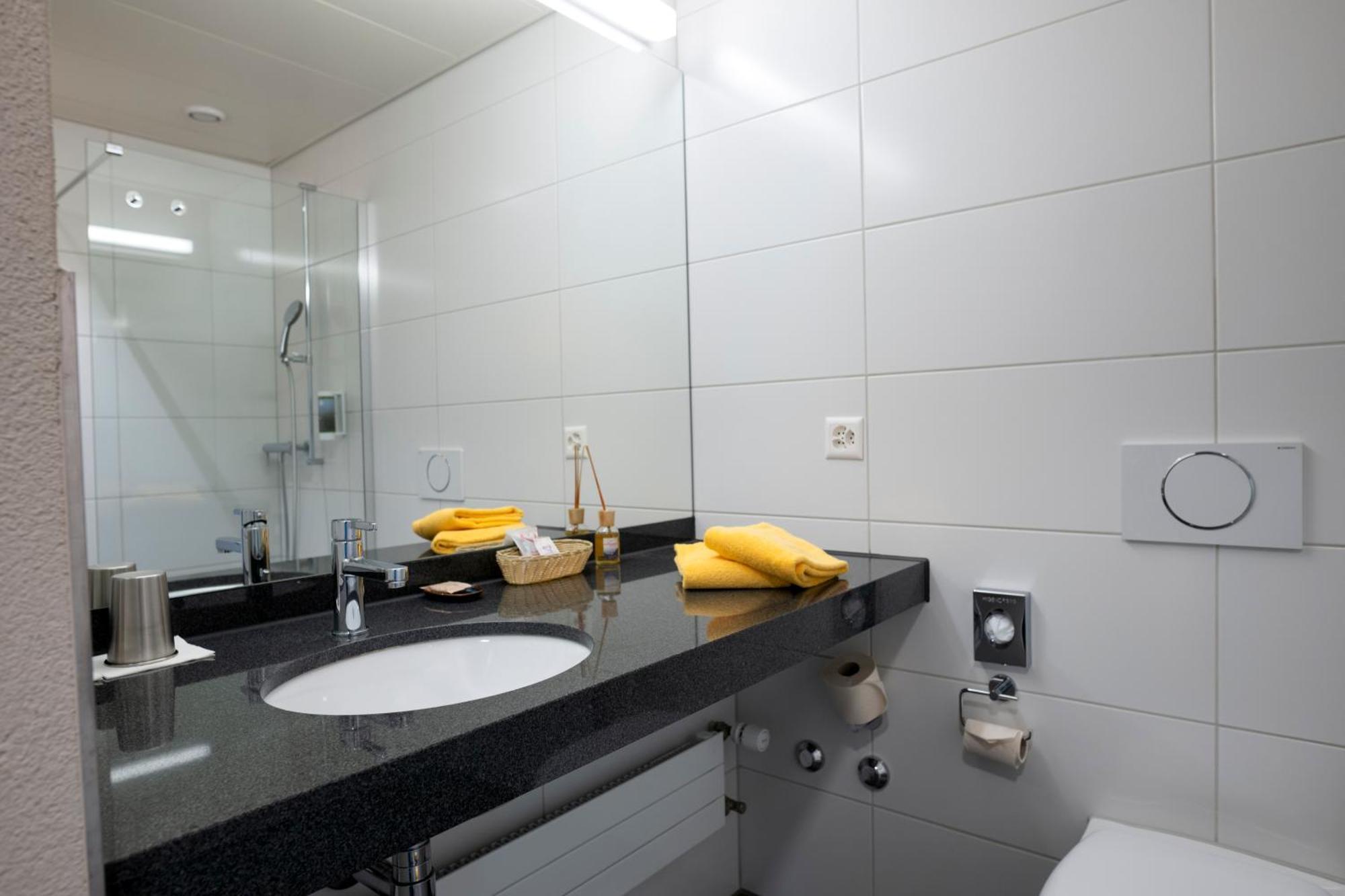 Villmergen Swiss Quality Hotel Esterno foto